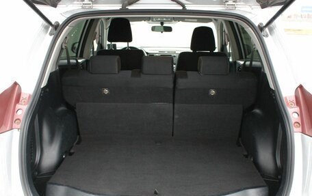 Toyota RAV4, 2014 год, 1 900 000 рублей, 7 фотография