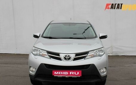 Toyota RAV4, 2014 год, 1 900 000 рублей, 2 фотография