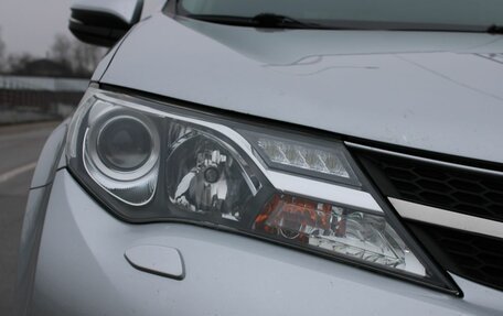 Toyota RAV4, 2014 год, 1 900 000 рублей, 14 фотография