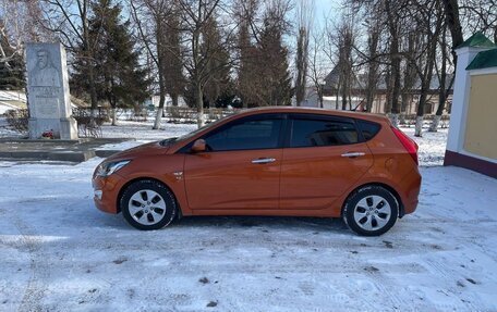 Hyundai Solaris II рестайлинг, 2015 год, 1 249 000 рублей, 3 фотография