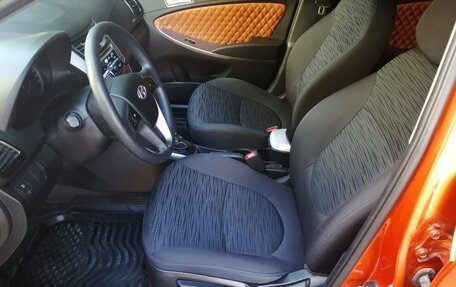 Hyundai Solaris II рестайлинг, 2015 год, 1 249 000 рублей, 22 фотография