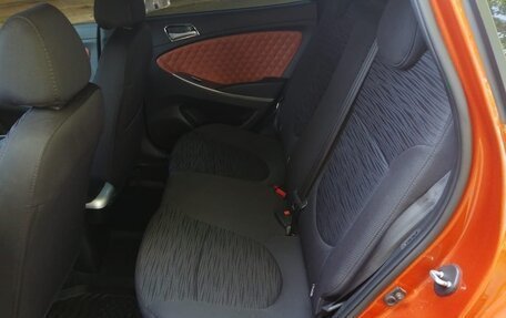 Hyundai Solaris II рестайлинг, 2015 год, 1 249 000 рублей, 19 фотография