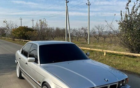 BMW 5 серия, 1989 год, 550 000 рублей, 2 фотография