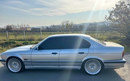 BMW 5 серия, 1989 год, 550 000 рублей, 8 фотография