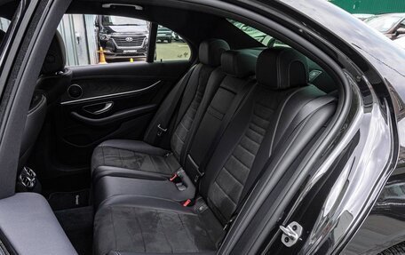 Mercedes-Benz E-Класс, 2020 год, 4 850 000 рублей, 7 фотография