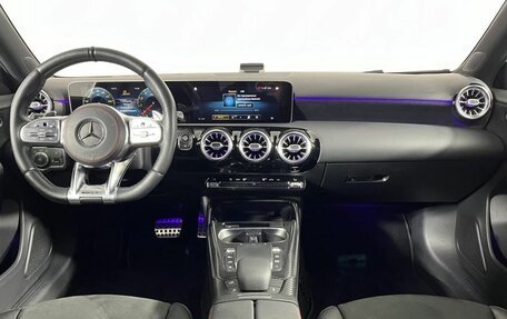 Mercedes-Benz A-Класс AMG, 2020 год, 5 200 000 рублей, 15 фотография