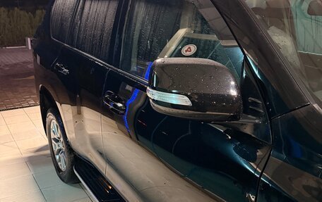 Toyota Land Cruiser Prado 150 рестайлинг 2, 2017 год, 4 250 000 рублей, 3 фотография