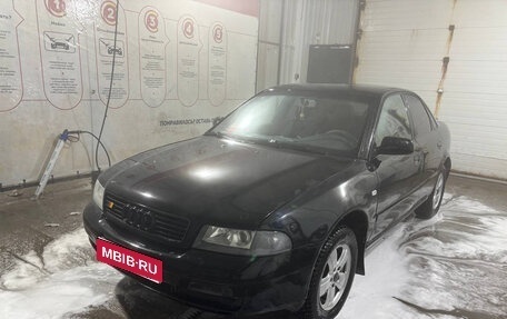 Audi A4, 1999 год, 340 000 рублей, 1 фотография