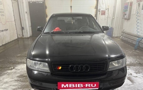 Audi A4, 1999 год, 340 000 рублей, 2 фотография