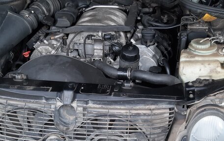 Mercedes-Benz E-Класс, 1997 год, 999 000 рублей, 6 фотография