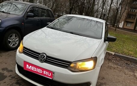 Volkswagen Polo VI (EU Market), 2014 год, 430 000 рублей, 1 фотография