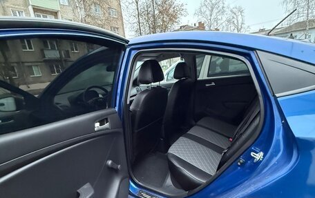Hyundai Solaris II рестайлинг, 2013 год, 750 000 рублей, 6 фотография