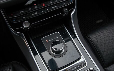 Jaguar XF II, 2016 год, 1 887 000 рублей, 7 фотография