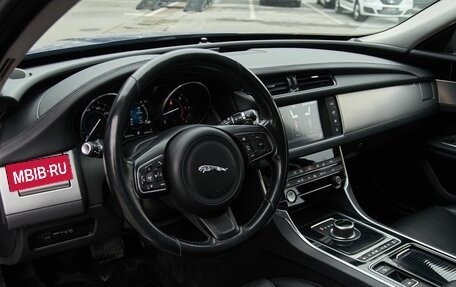 Jaguar XF II, 2016 год, 1 887 000 рублей, 10 фотография