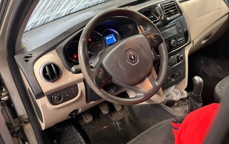 Renault Logan II, 2015 год, 820 000 рублей, 4 фотография