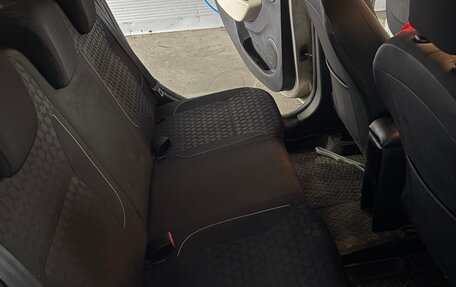 Renault Logan II, 2015 год, 820 000 рублей, 6 фотография