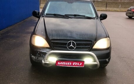 Mercedes-Benz M-Класс, 1999 год, 320 000 рублей, 1 фотография