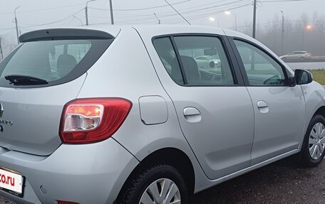 Renault Sandero II рестайлинг, 2014 год, 700 000 рублей, 13 фотография