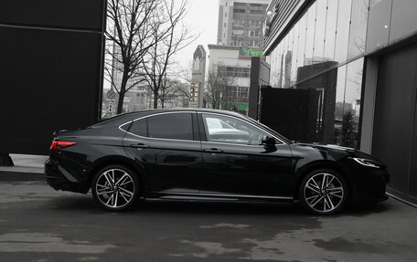 Toyota Camry, 2024 год, 3 950 000 рублей, 4 фотография