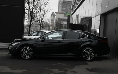 Toyota Camry, 2024 год, 3 950 000 рублей, 8 фотография