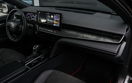 Toyota Camry, 2024 год, 3 950 000 рублей, 9 фотография