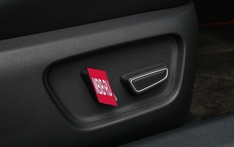 Toyota Camry, 2024 год, 3 950 000 рублей, 10 фотография