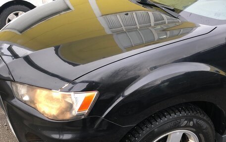 Mitsubishi Outlander III рестайлинг 3, 2010 год, 890 000 рублей, 2 фотография