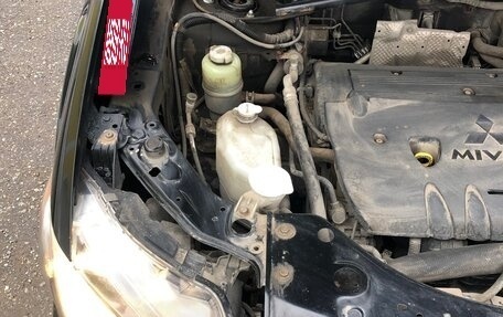 Mitsubishi Outlander III рестайлинг 3, 2010 год, 890 000 рублей, 18 фотография