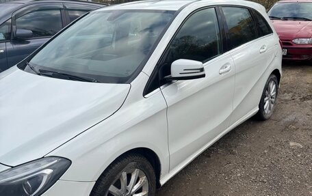 Mercedes-Benz B-Класс, 2013 год, 850 000 рублей, 11 фотография