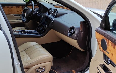 Jaguar XJ IV (X351), 2013 год, 1 200 000 рублей, 20 фотография