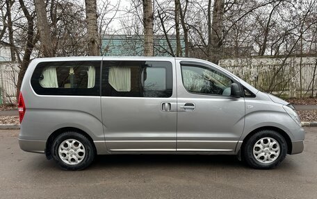 Hyundai H-1 II рестайлинг, 2018 год, 2 300 000 рублей, 4 фотография