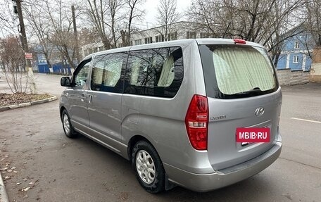 Hyundai H-1 II рестайлинг, 2018 год, 2 300 000 рублей, 7 фотография