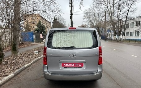 Hyundai H-1 II рестайлинг, 2018 год, 2 300 000 рублей, 6 фотография