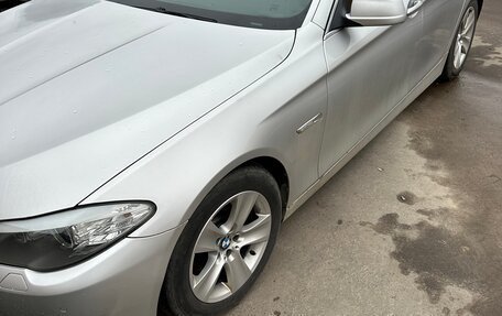 BMW 5 серия, 2010 год, 1 200 000 рублей, 4 фотография