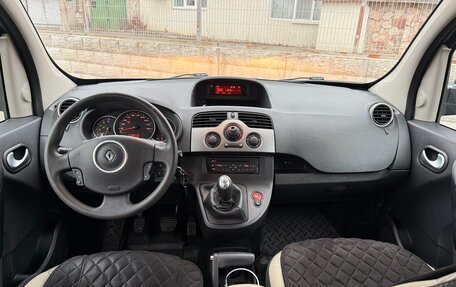 Renault Kangoo II рестайлинг, 2011 год, 820 000 рублей, 16 фотография