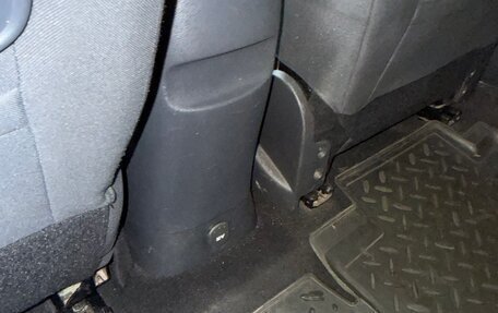 Renault Kangoo II рестайлинг, 2011 год, 820 000 рублей, 34 фотография