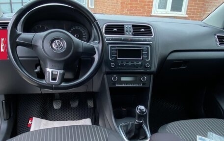Volkswagen Polo VI (EU Market), 2013 год, 745 000 рублей, 10 фотография