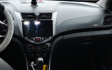 Hyundai Solaris II рестайлинг, 2014 год, 510 000 рублей, 2 фотография