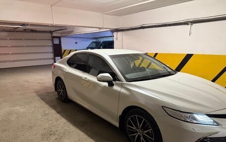 Toyota Camry, 2022 год, 4 000 000 рублей, 2 фотография