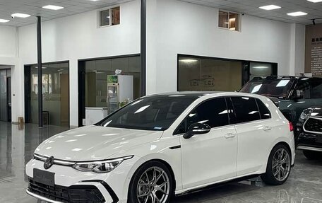 Volkswagen Golf VIII, 2022 год, 2 175 000 рублей, 1 фотография