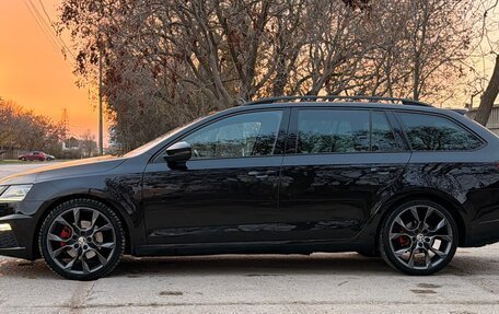 Skoda Octavia RS, 2017 год, 2 290 000 рублей, 12 фотография