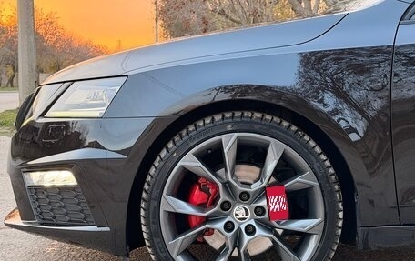 Skoda Octavia RS, 2017 год, 2 290 000 рублей, 13 фотография