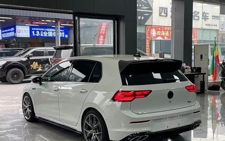 Volkswagen Golf VIII, 2022 год, 2 175 000 рублей, 3 фотография