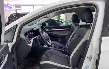 Volkswagen Golf VIII, 2021 год, 1 900 000 рублей, 10 фотография