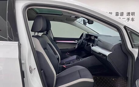 Volkswagen Golf VIII, 2021 год, 1 900 000 рублей, 15 фотография