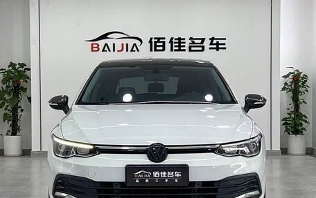 Volkswagen Golf VIII, 2021 год, 1 900 000 рублей, 4 фотография