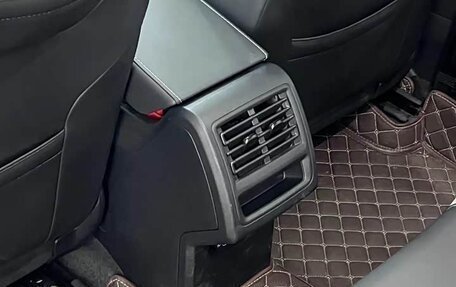 Volkswagen Golf VIII, 2021 год, 1 900 000 рублей, 17 фотография