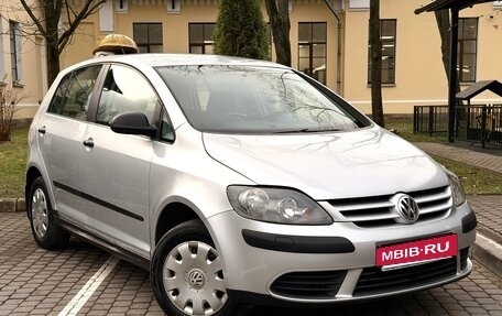 Volkswagen Golf Plus I, 2006 год, 470 000 рублей, 3 фотография