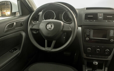 Skoda Yeti I рестайлинг, 2017 год, 1 369 000 рублей, 11 фотография