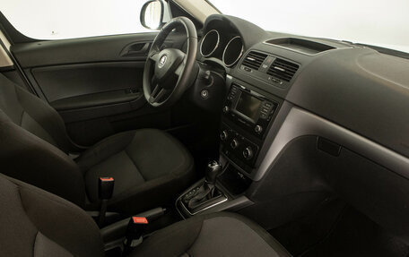 Skoda Yeti I рестайлинг, 2017 год, 1 369 000 рублей, 10 фотография